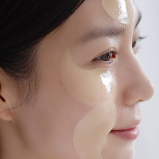 Lifestyle image of BACIEL Vita Brighten Up 75 Eye Patch used on under eyes, forehead, and smile lines